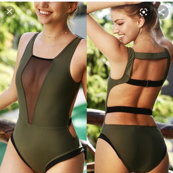 Cupshe One Piece Swimsuit NWT - Picture 1 of 5